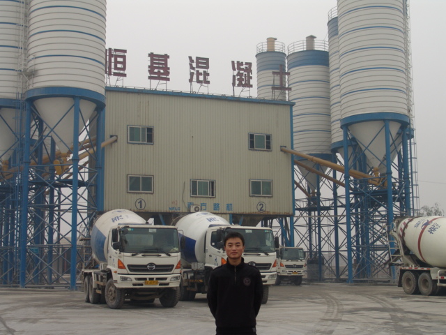 周博云  硅酸盐工艺及工业控制专业 ，2003年就业于陕西尧柏特种水泥有限公司混凝土分公司，现任该公司生产部副经理。